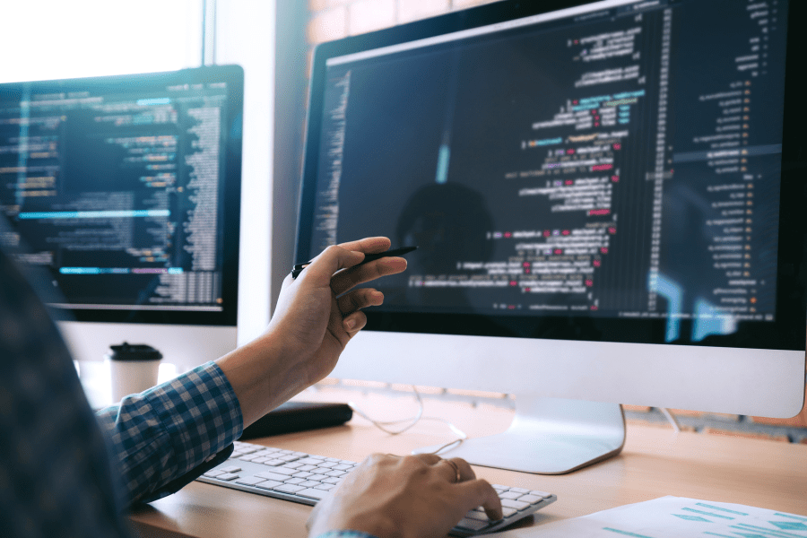 10 Reasons Why US Companies Are Hiring Software Developers in Costa Rica