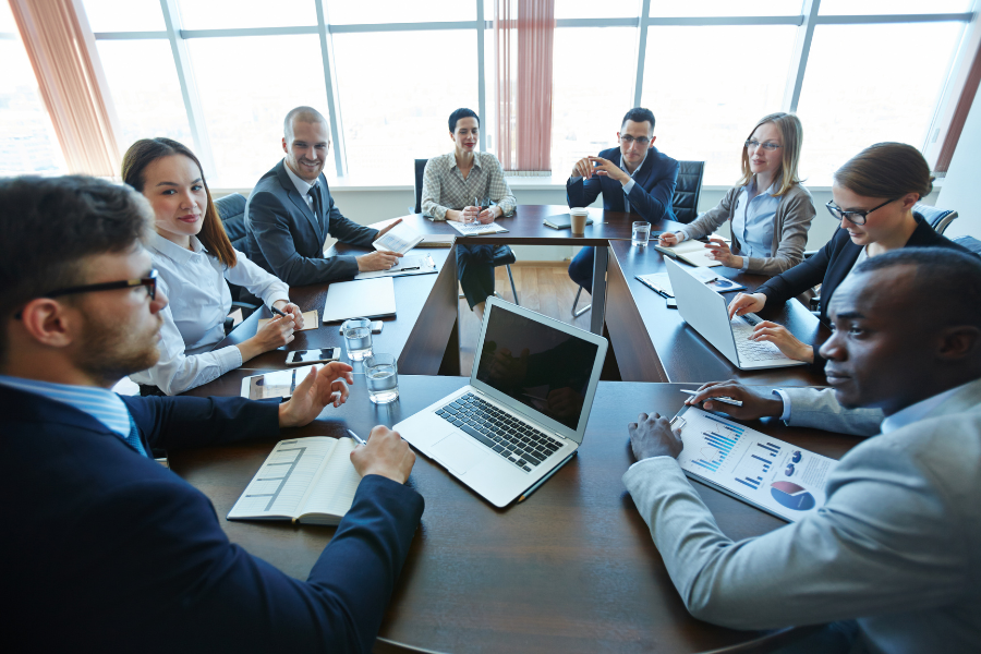 HR team meeting to discuss employment challenges